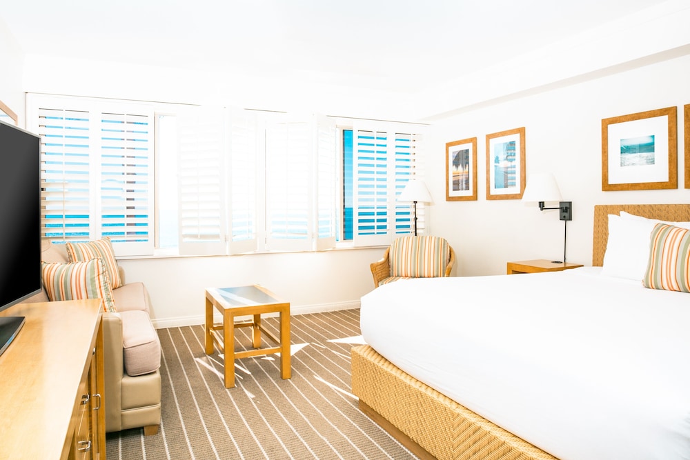 Casa Loma Beach Hotel 22/57