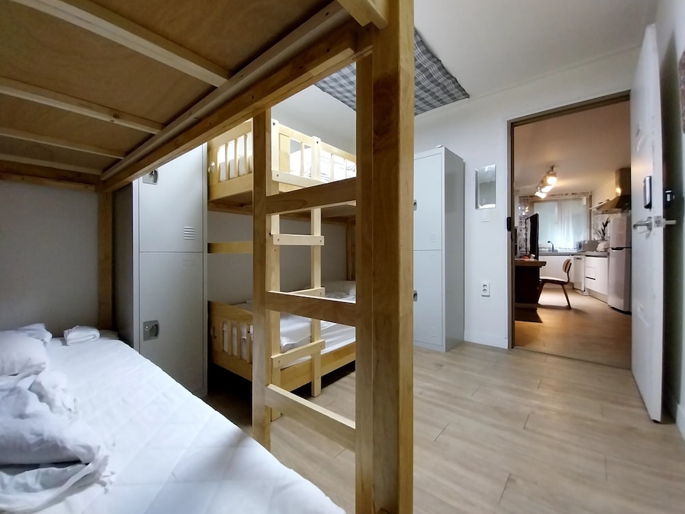 Pohang Youngildae Guesthouse - Hostel 17/50