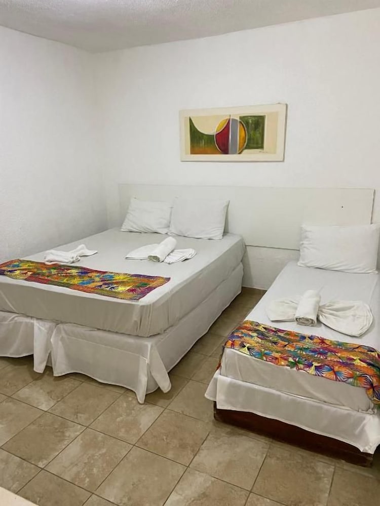 POUSADA NOSSA CASA 16/34