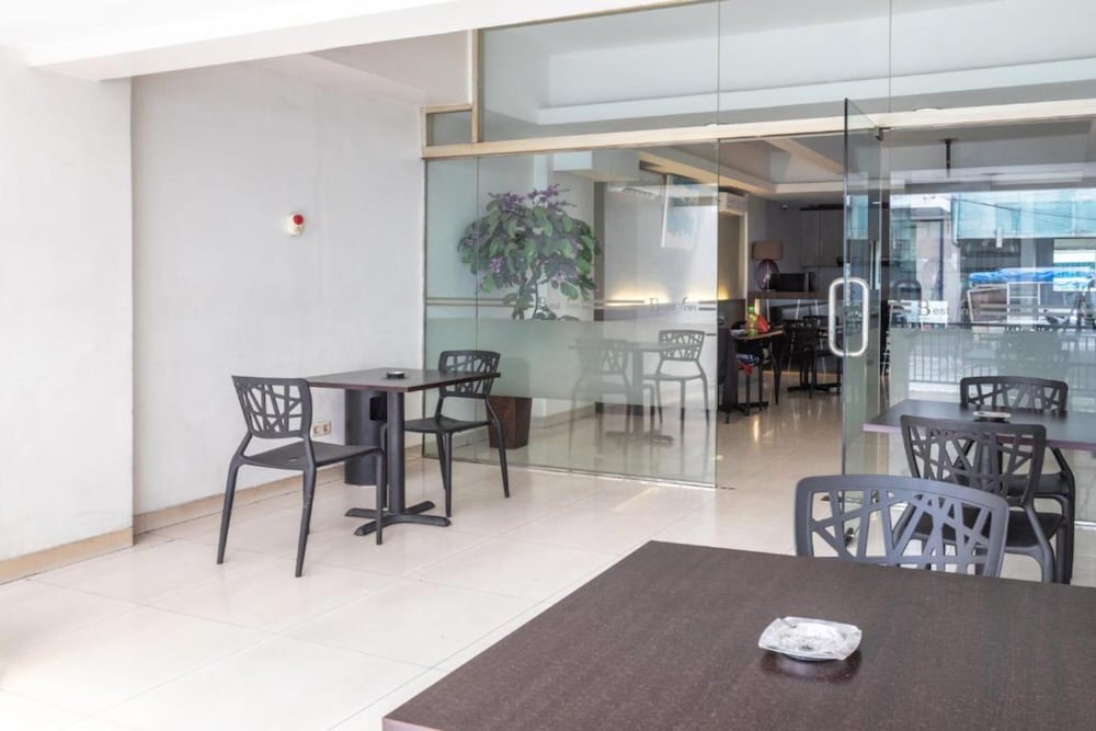 Best Inn Hotel Jakarta 29/32