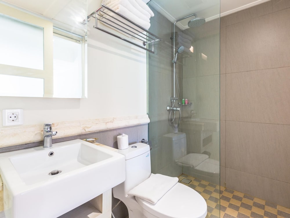 Alron Hotel Kuta Powered by Archipelago 23/67