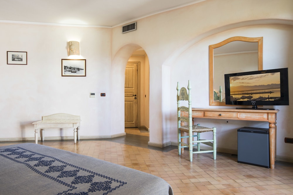Poseidonia Hotel 54/66