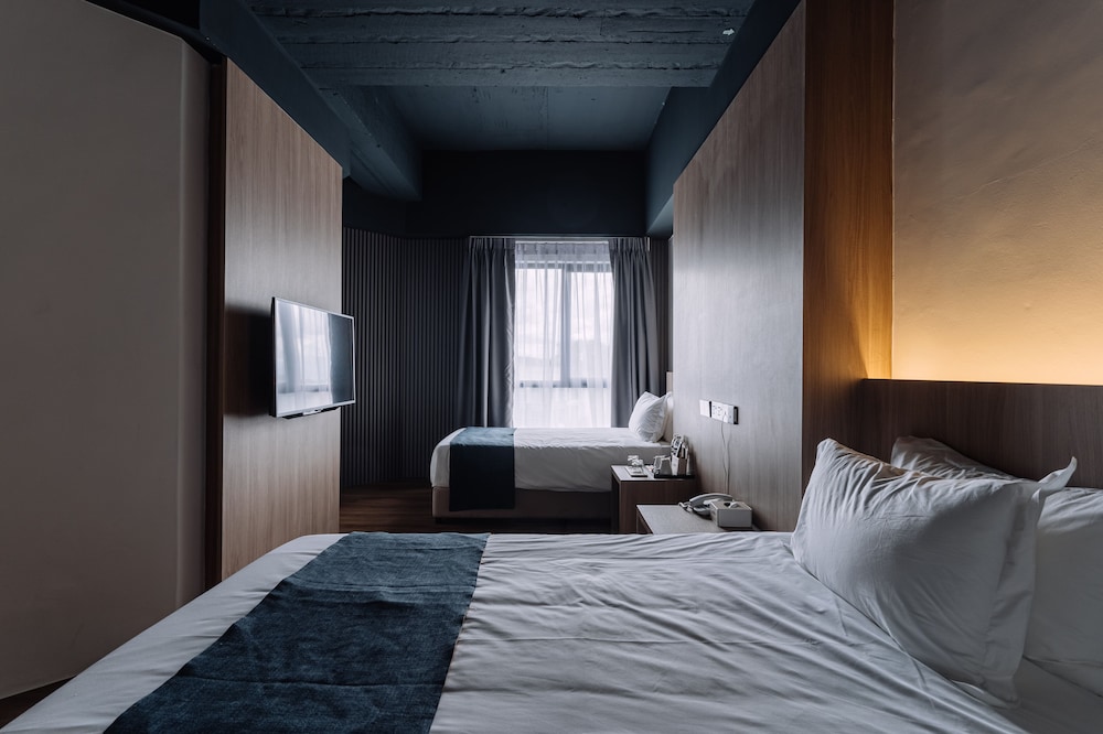 Deluxe, Twin Beds
