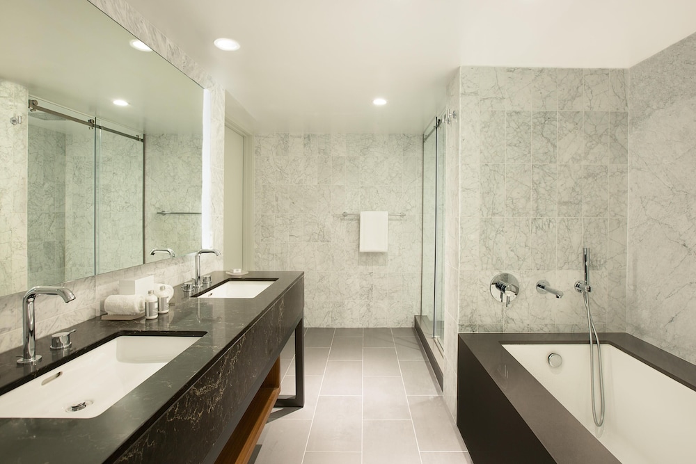 Andaz West Hollywood 77/78