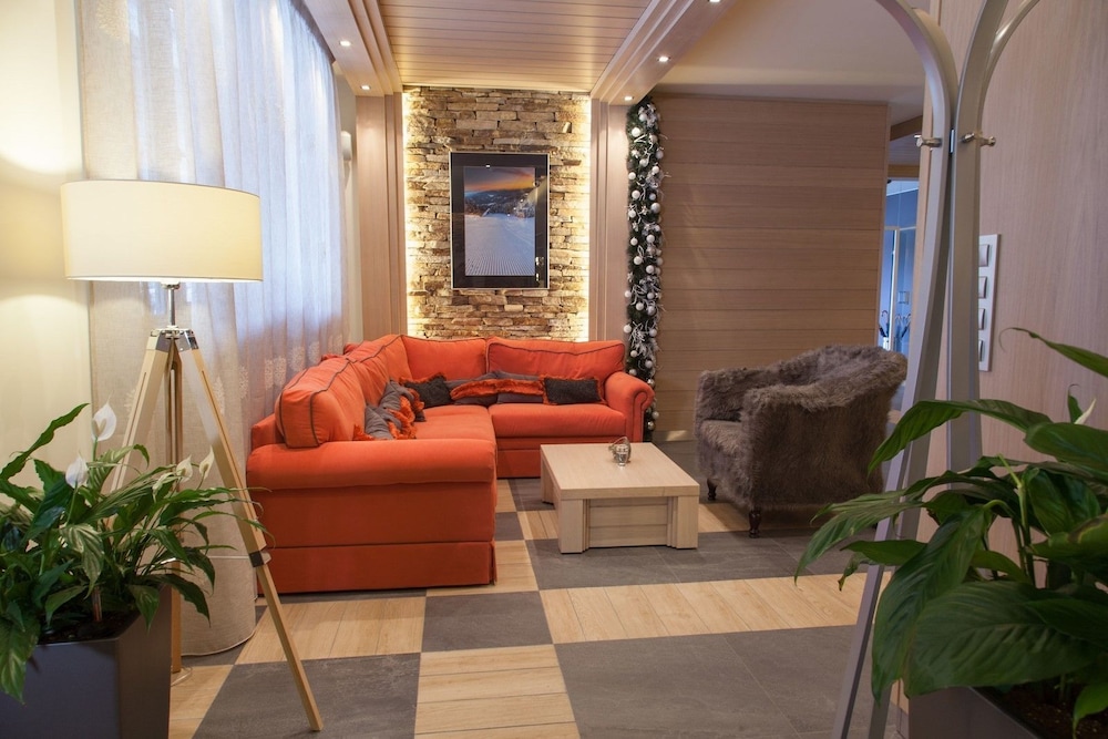 Hotel Amira 32/50