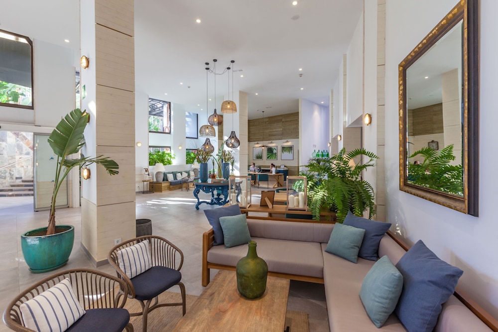 Corallium Beach Hotel by Lopesan Hotels - Adults Only 39/70