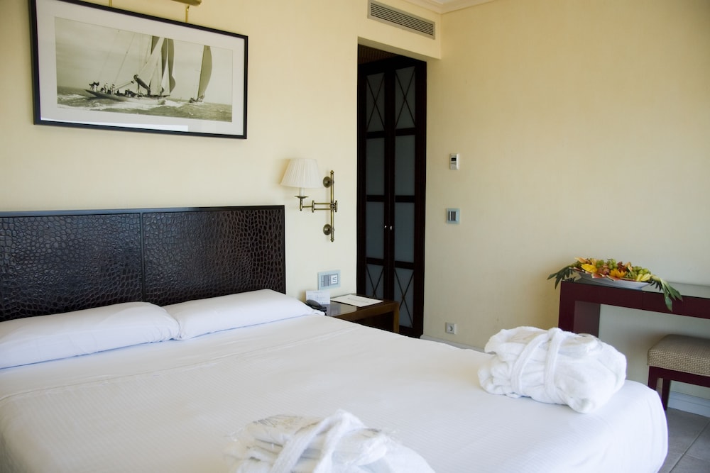 Gran Hotel Guadalpin Banus 12/50