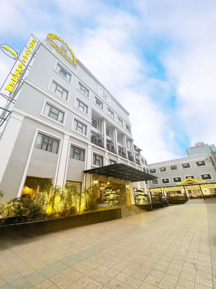 Capital Garden Hotel 2/21