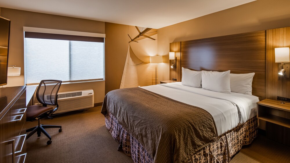Executive Inn And Suites 14/51