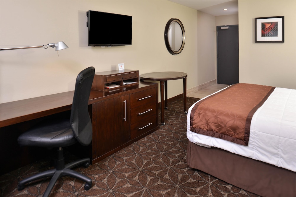 Americas Best Value Inn Memphis Airport 17/37