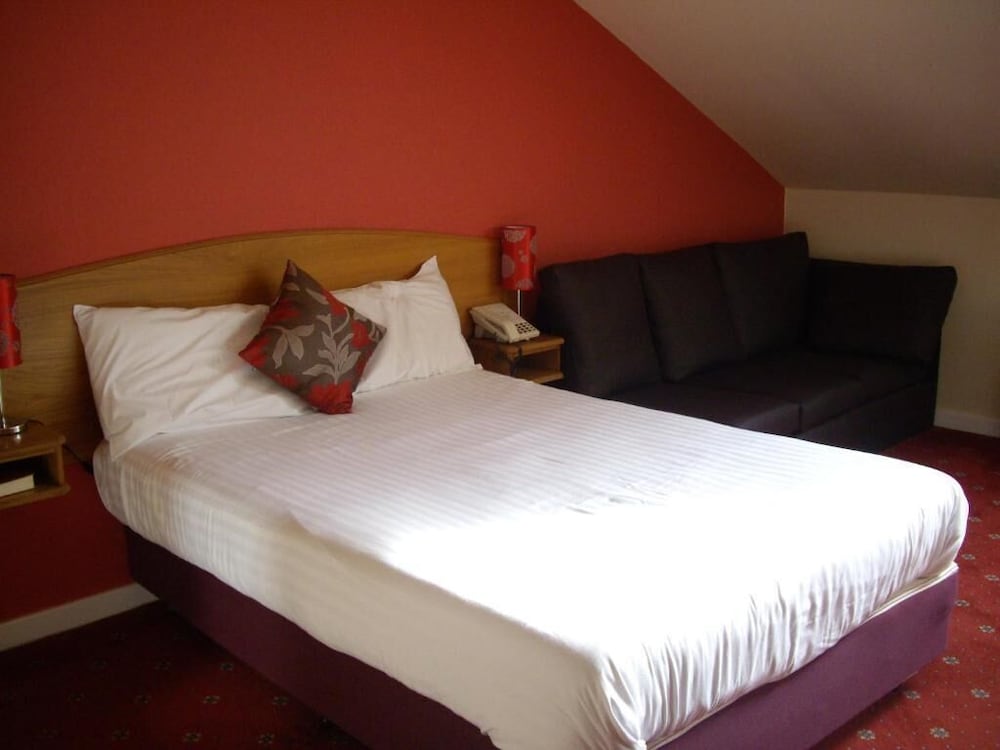 The Corn Mill Lodge Hotel 12/56