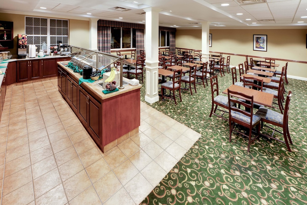 Hawthorn Suites By Wyndham Louisville East 15/25