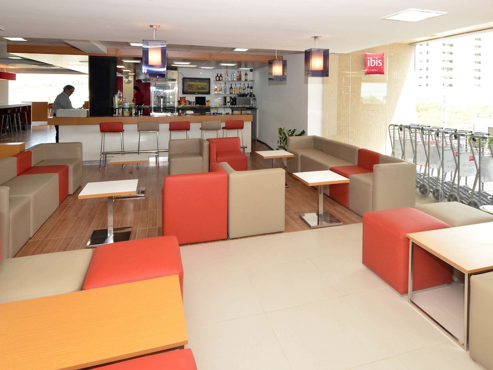 Ibis Sao Luis 40/64