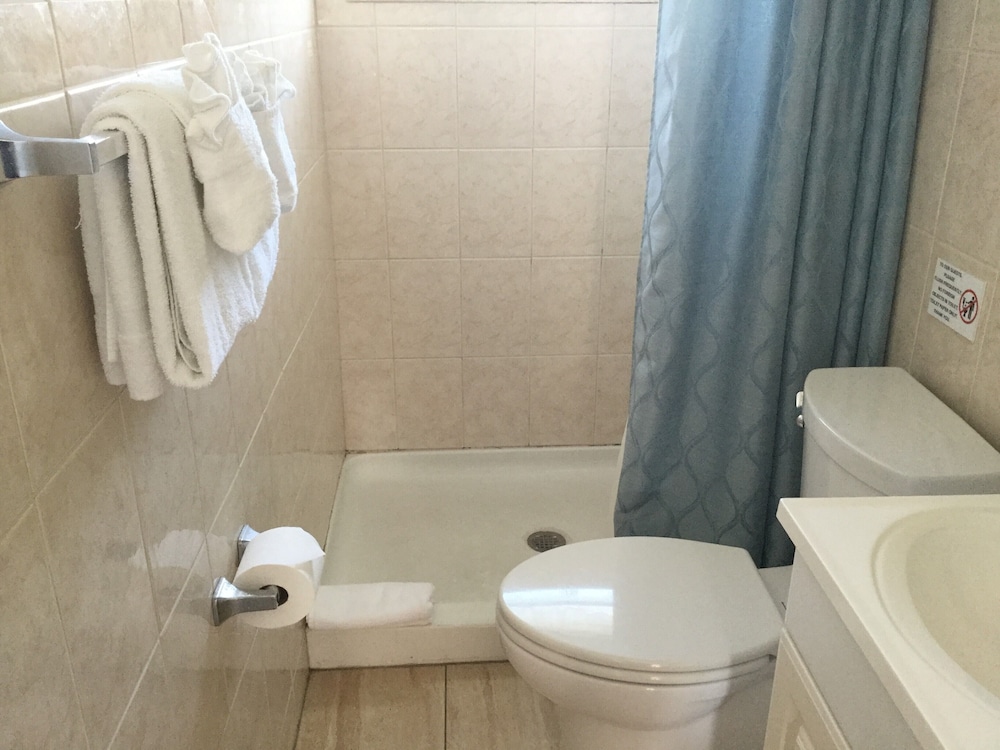 Breakaway Inn 62/68