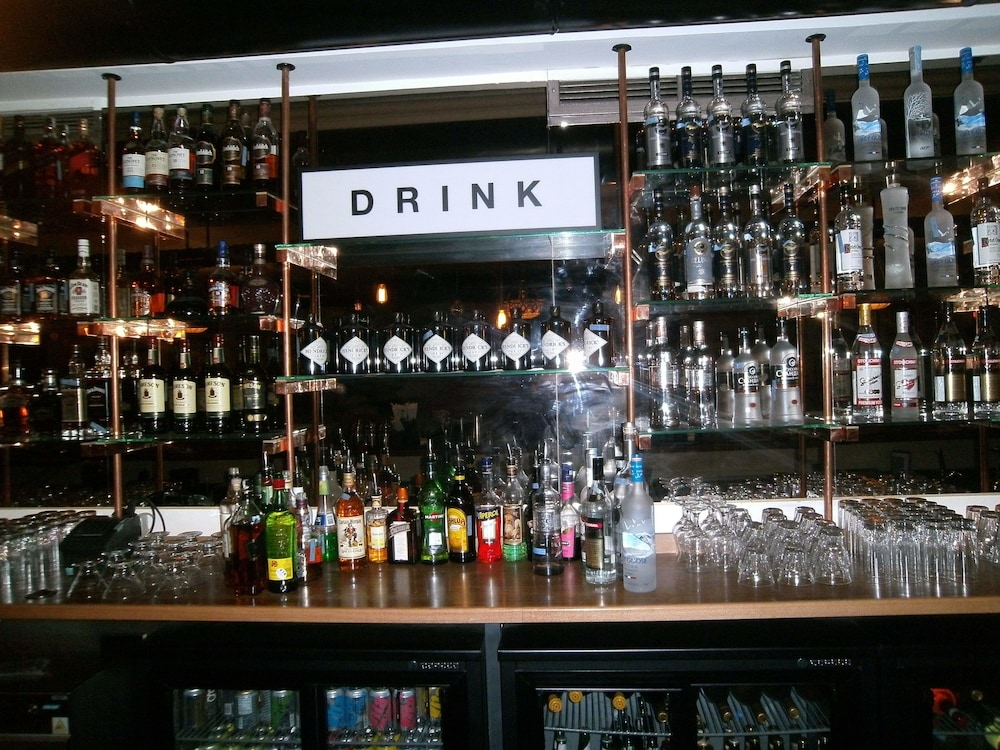 THE CONROY BOUTIQUE HOTEL 14/38