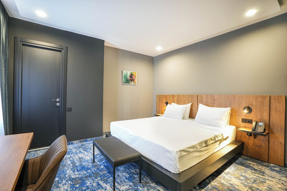 Splendid Tbilisi Hotel 31/70