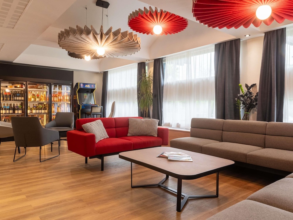 Ibis Lyon Est Bron 44/67