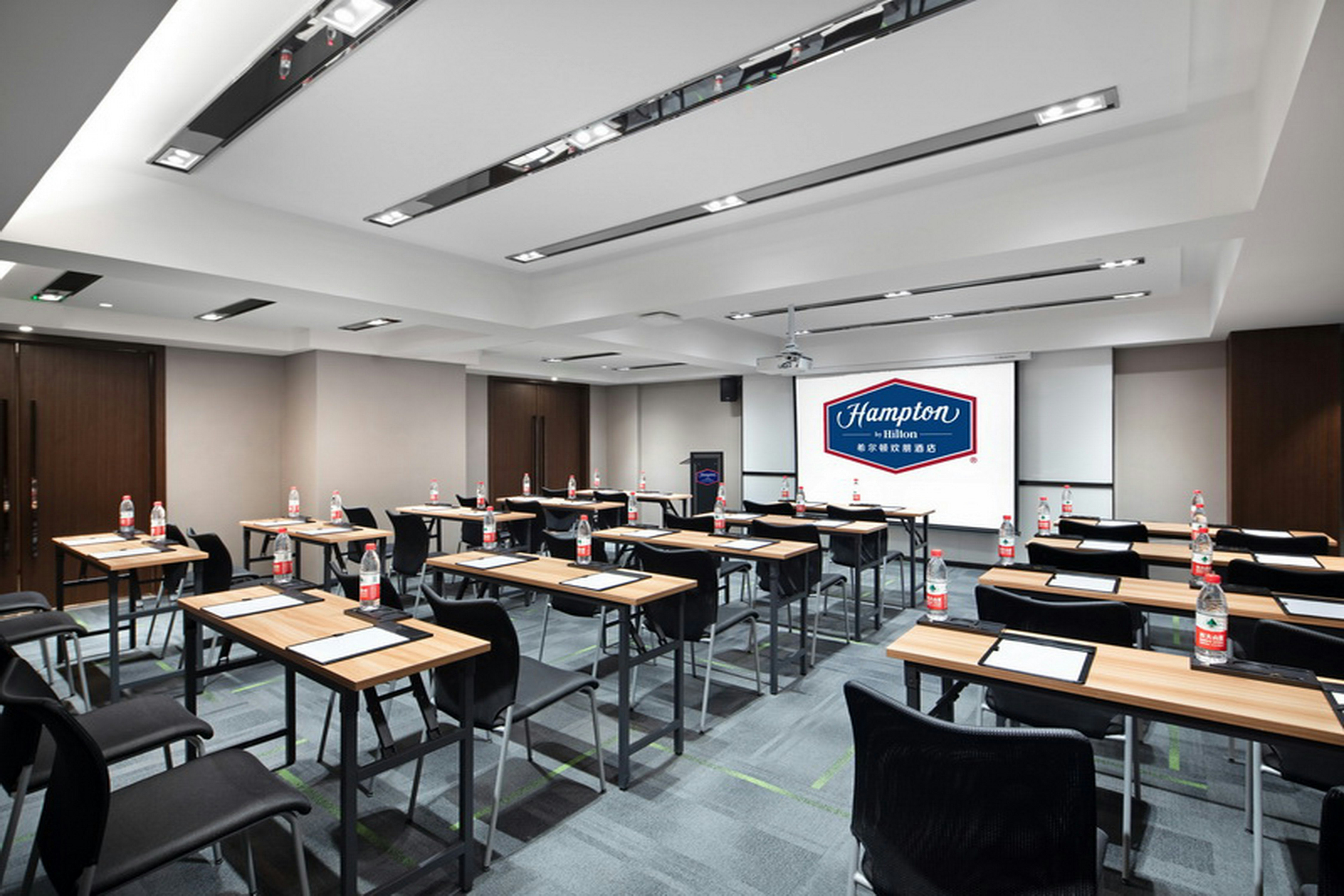 Hampton by Hilton Doumen Zhuhai 12/12