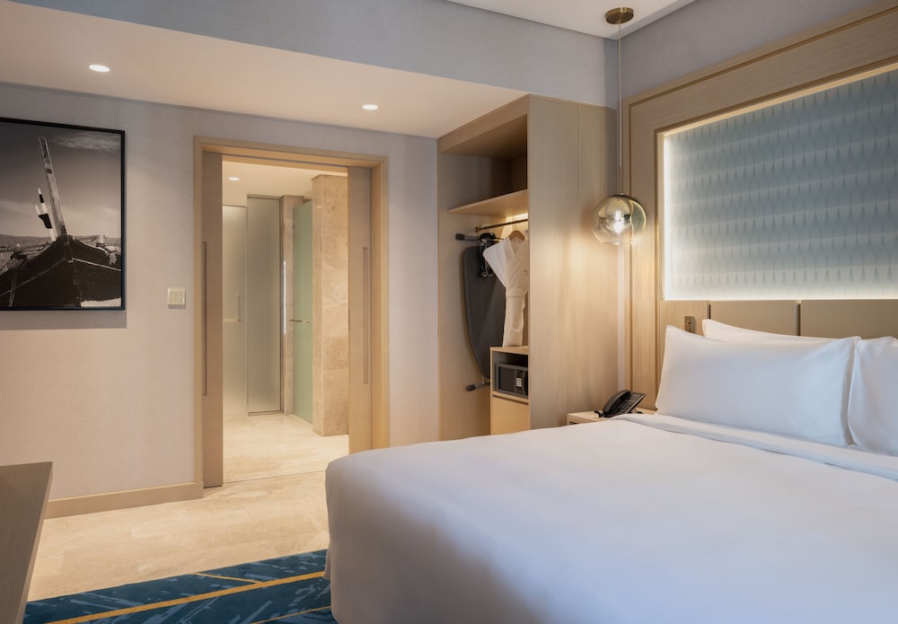 Maani Muscat Hotel & Suites 14/59