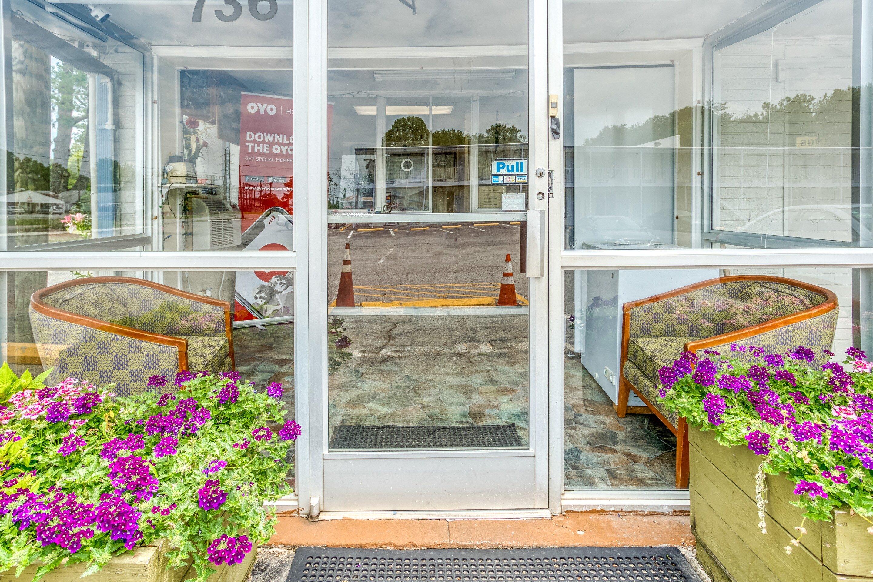 OYO Inn Kernersville 6/40