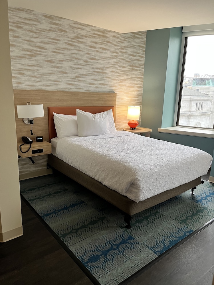 STUDIO, SUITE, QUEEN BED