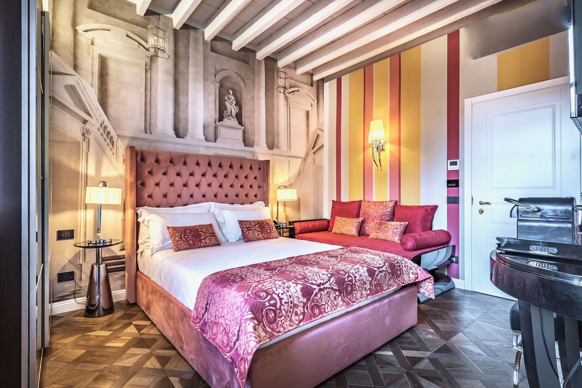 Deluxe, Triple, Queen Bed, Dome View, Sofa, Arte' Boutique Hotel 2/2