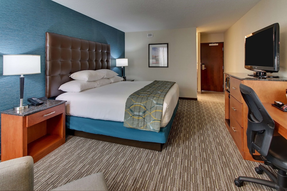 Pear Tree Inn St Louis Airport 15/45