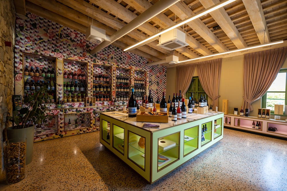 Wine Heritage Hotel Roxanich 9/81