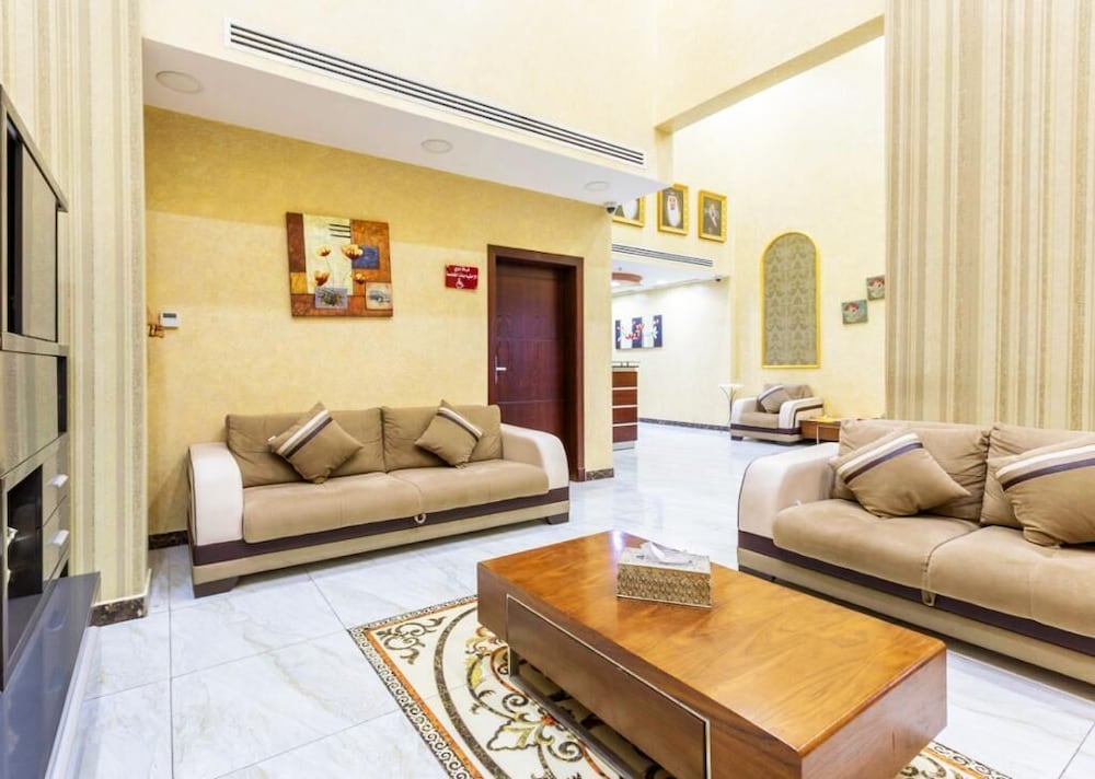 La Rive Hotels & Suites (Formerly known as Ghosn Al Banafsej) 39/59