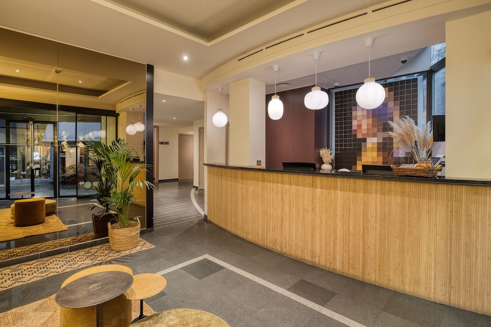 lobby