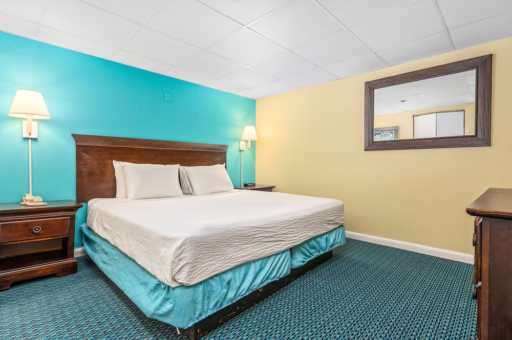 SUITE, KING BED, NO BALCONY