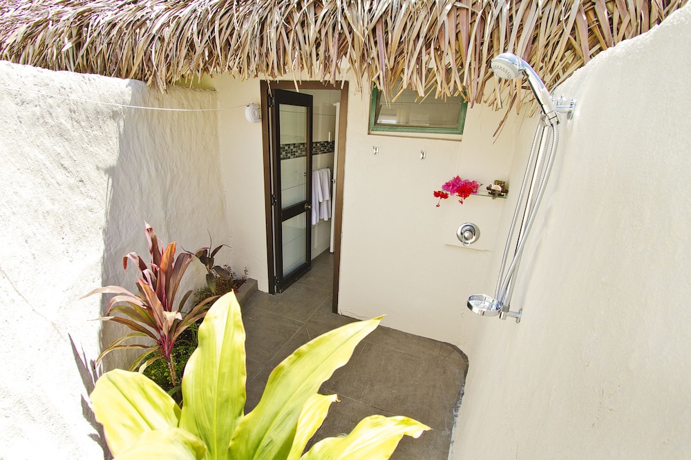 Manuia Beach Resort - Adults Only 30/66