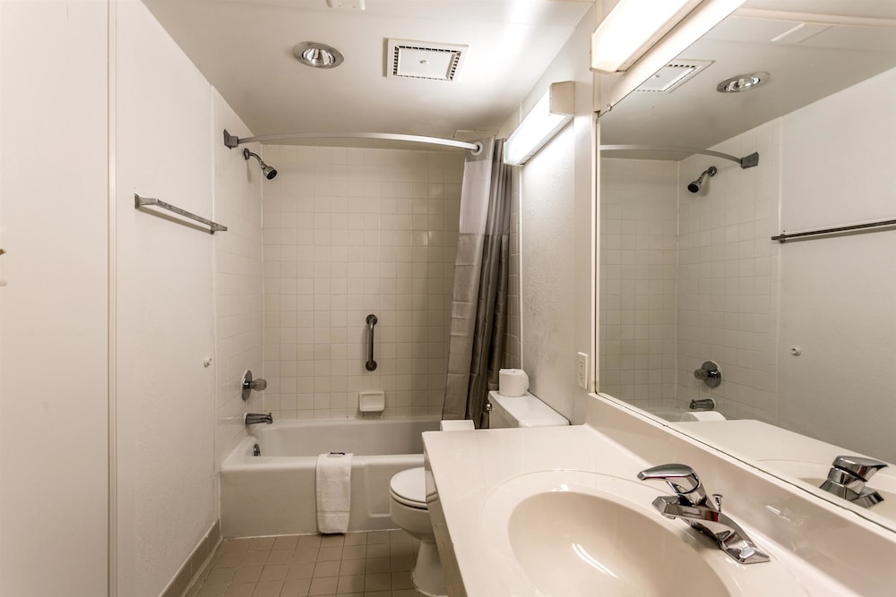 Americas Best Value Inn Edgewood 35/35