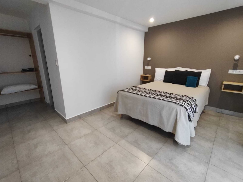 Amigo Del Mundo Hosteria Y Apart Hotel 12/50