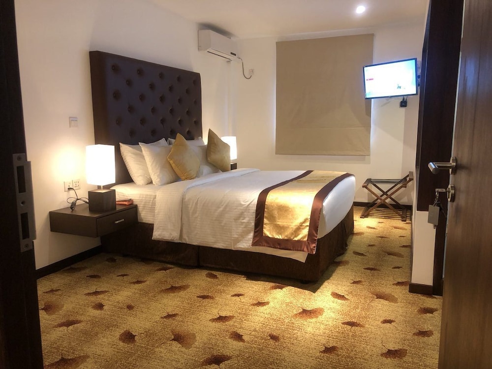 City Hotel Colombo 02 6/20