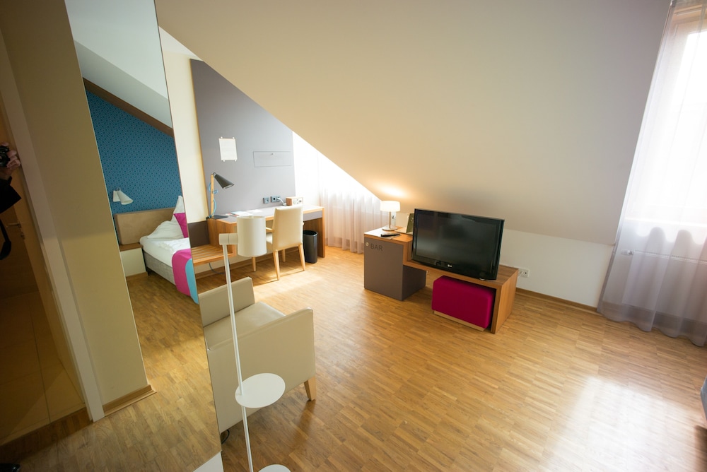 Hotel Gude 34/62