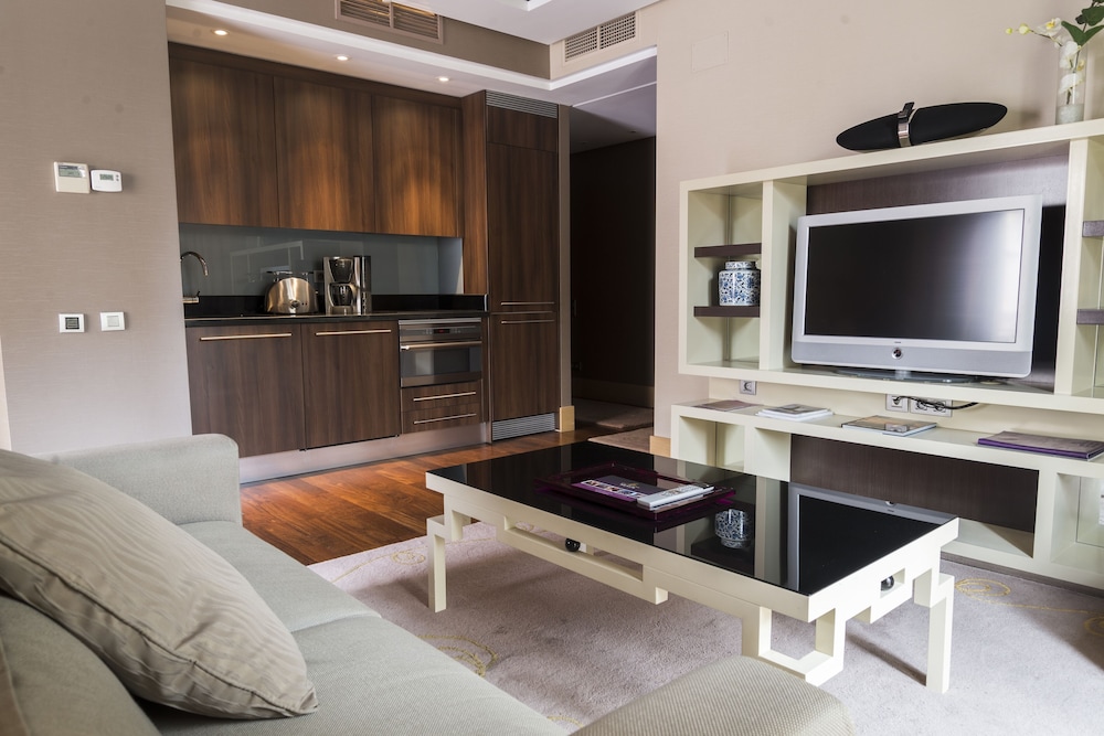 Nexus Valladolid Suites Hotel 26/44