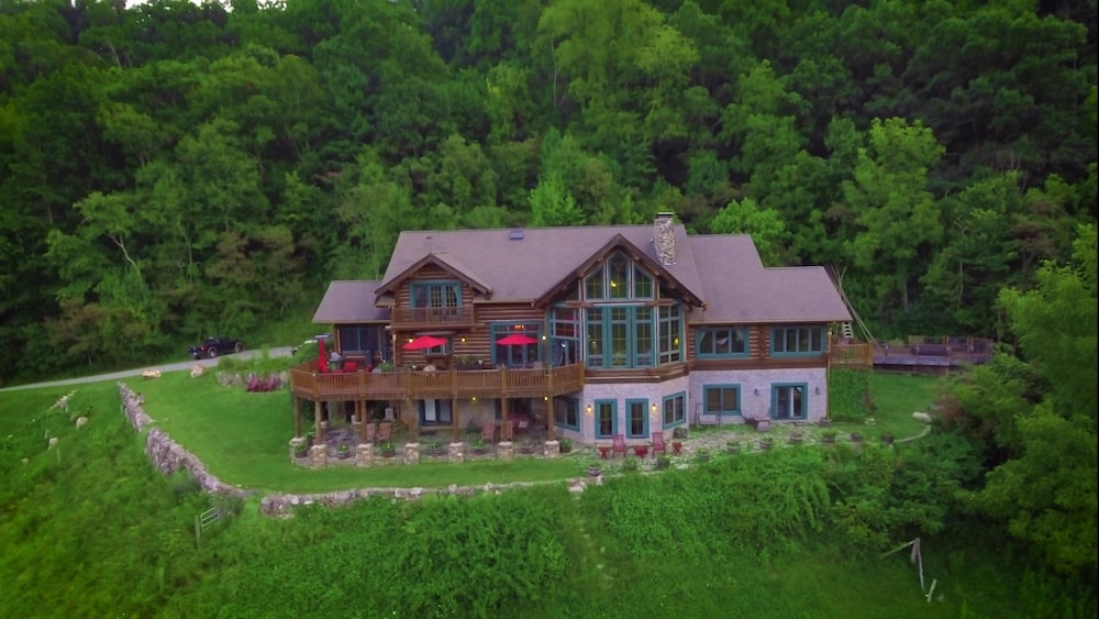 Wildberry Lodge Bed &amp; Breakfast 43/50
