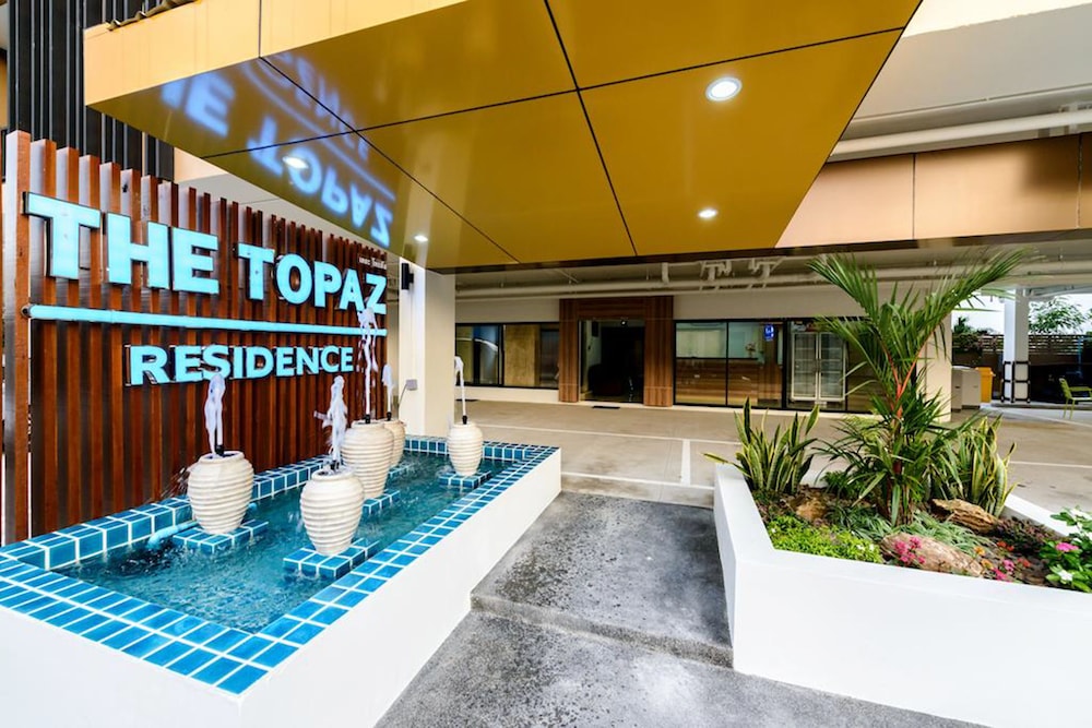 The Topaz Residence 10/40