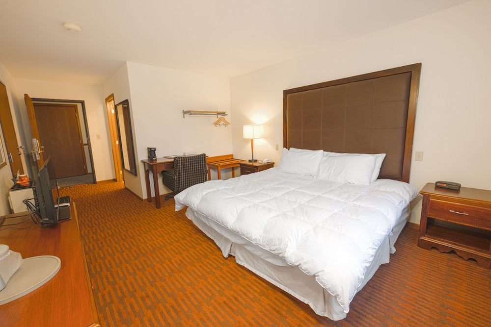 Harlan Inn and Suites By OYO Harlan 22/56
