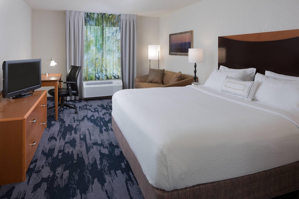 Room at Fairfield Inn & Suites Orlando Lake Buena Vista, ORLANDO - FL