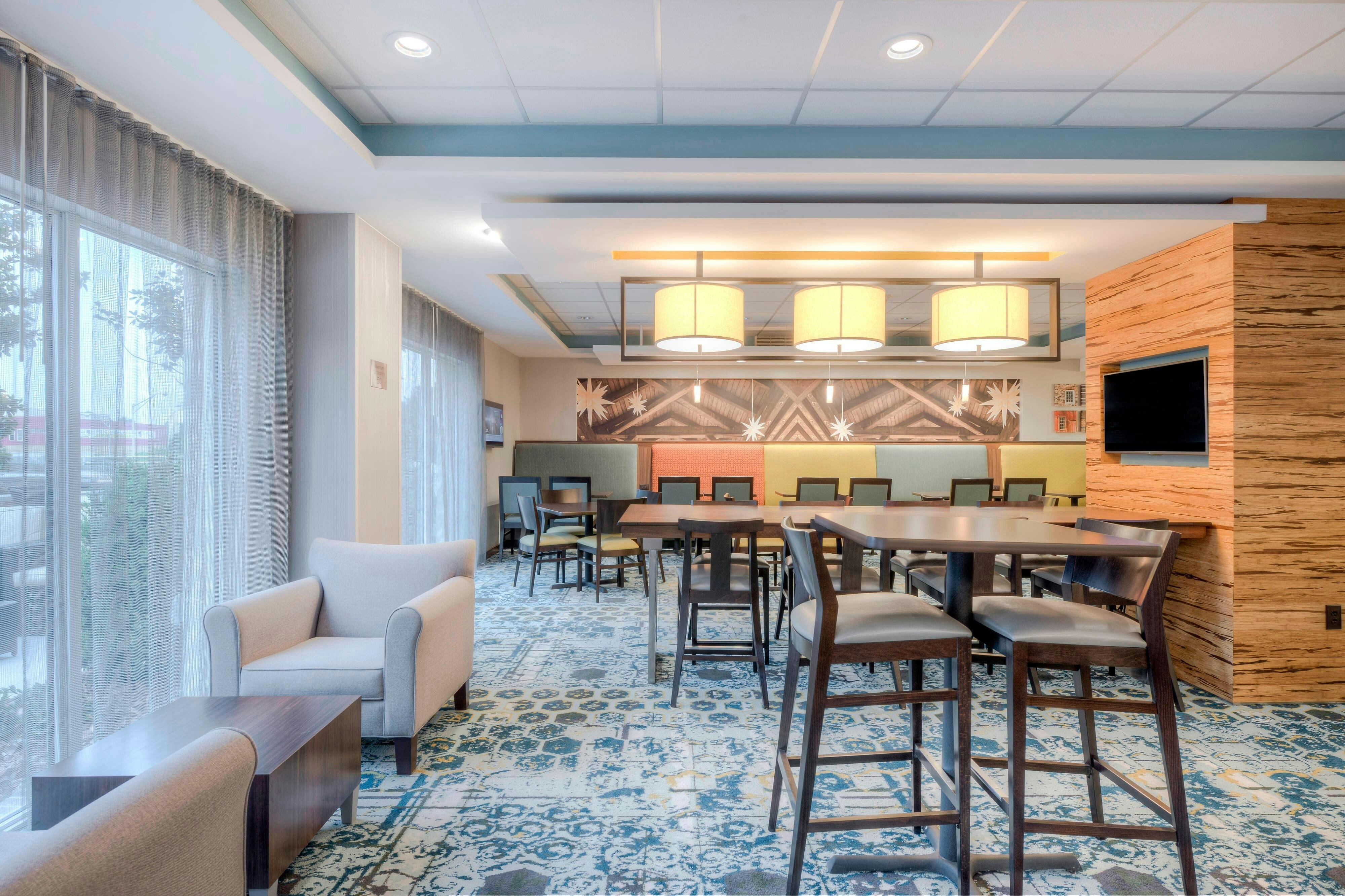 Fairfield Inn & Suites Winston-Salem Downtown 12/18