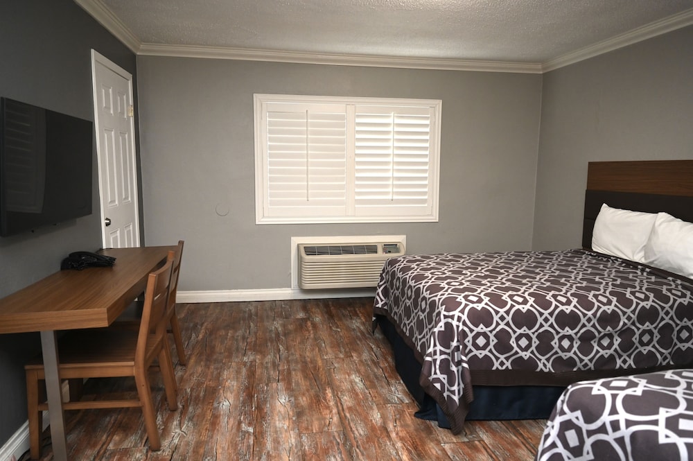 Hollywood Stars Inn 23/63