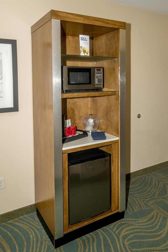 SPRINGHILL SUITES PUEBLO DOWNTOWN 12/47