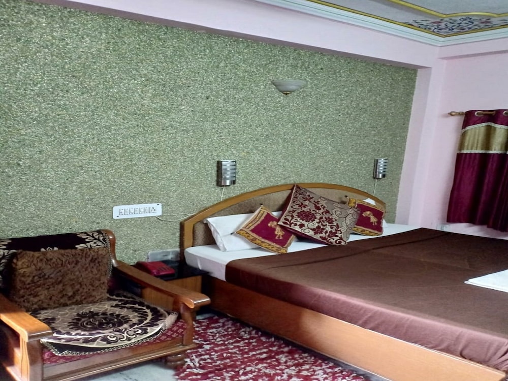 Hotel Jai Maa Palace 26/48