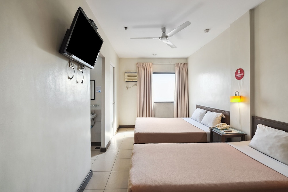 Governor Forbes Inn - Manila City Center by ZUZU 14/31
