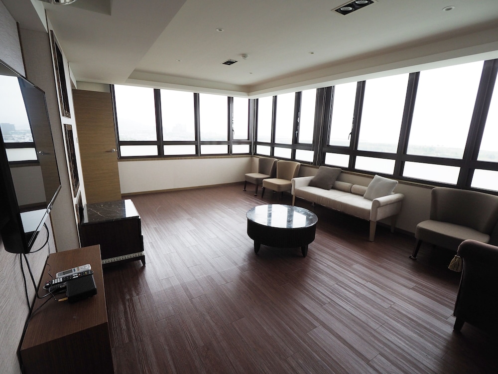 Kailan Hotel 34/50