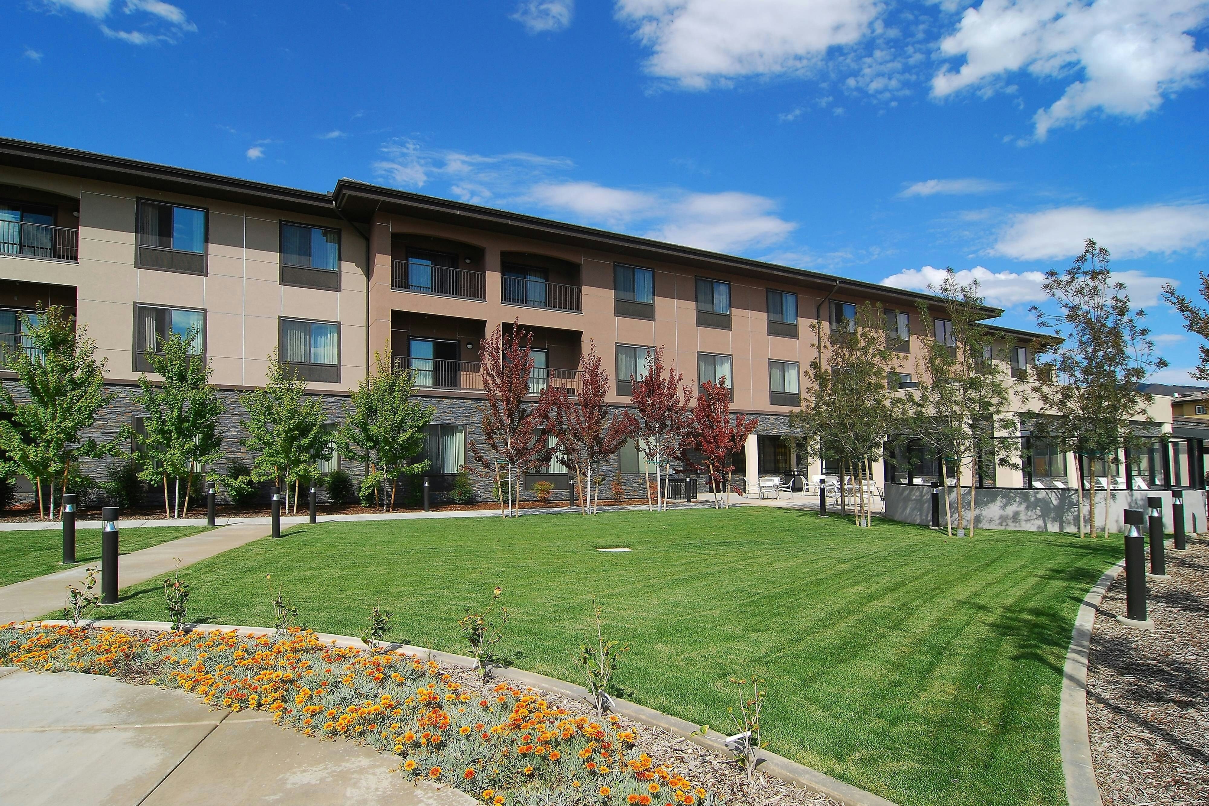 Fairfield Inn Suites By Marriott Tehachapi 10/11