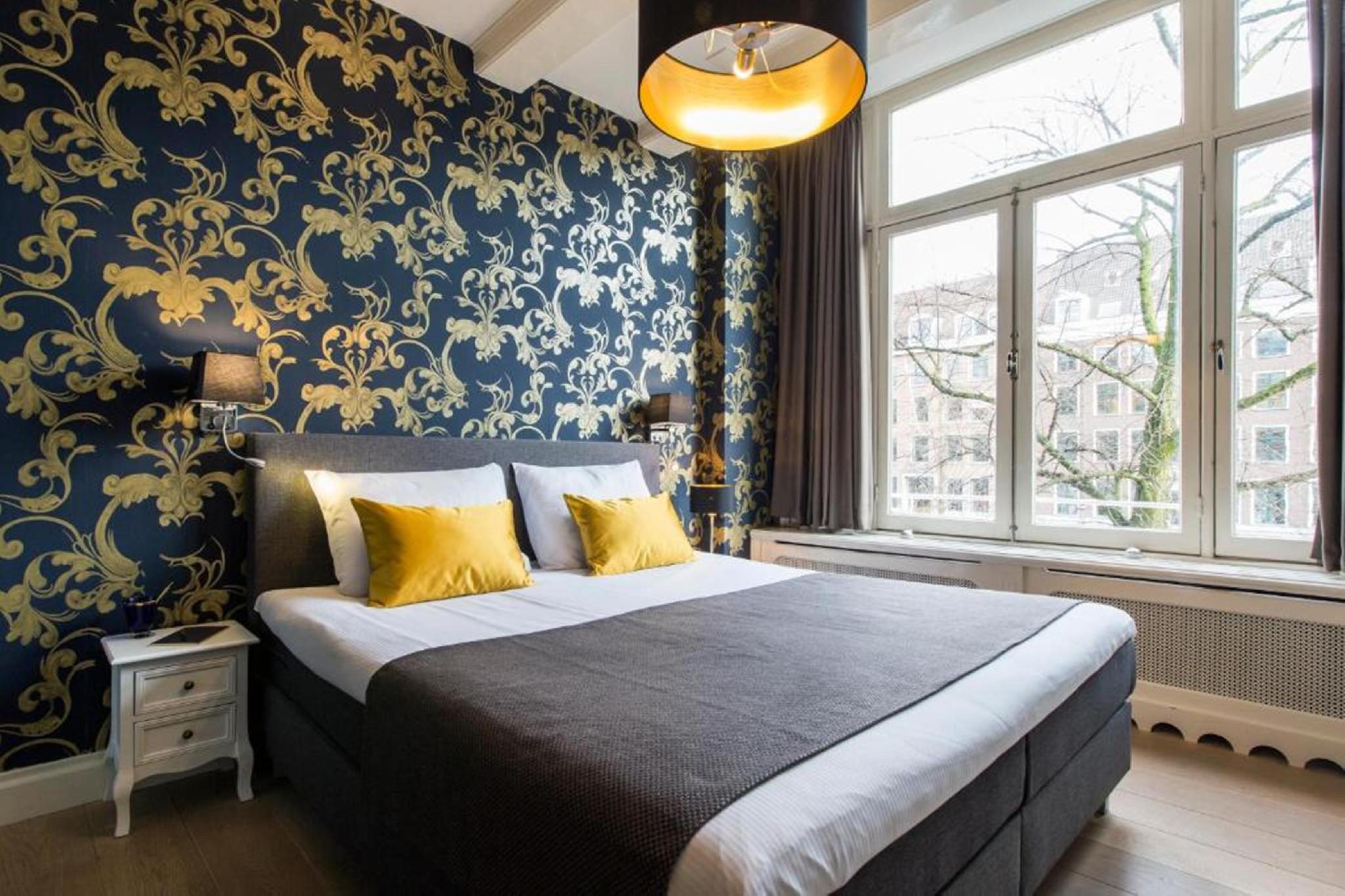 Deluxe, Double Bed, River View