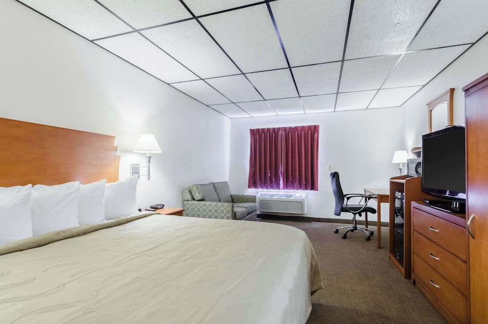 Standard, King Bed